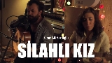 Miniatură video Silahlı Kız