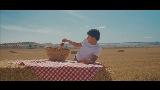 Miniatură video LA VIDA ES TAN BONITA
